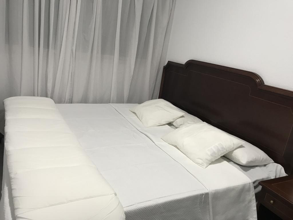 Hostal Lavapies Мадрид Экстерьер фото