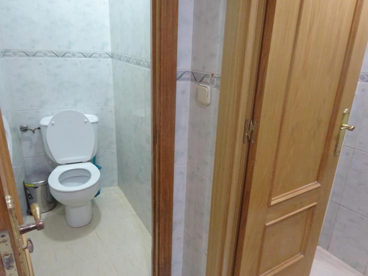 Hostal Lavapies Мадрид Экстерьер фото