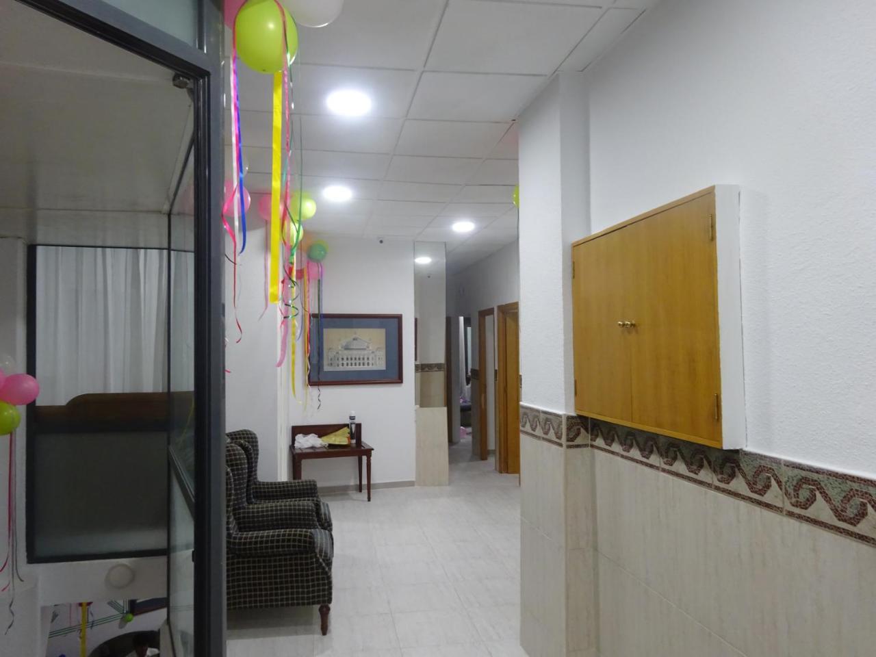 Hostal Lavapies Мадрид Экстерьер фото