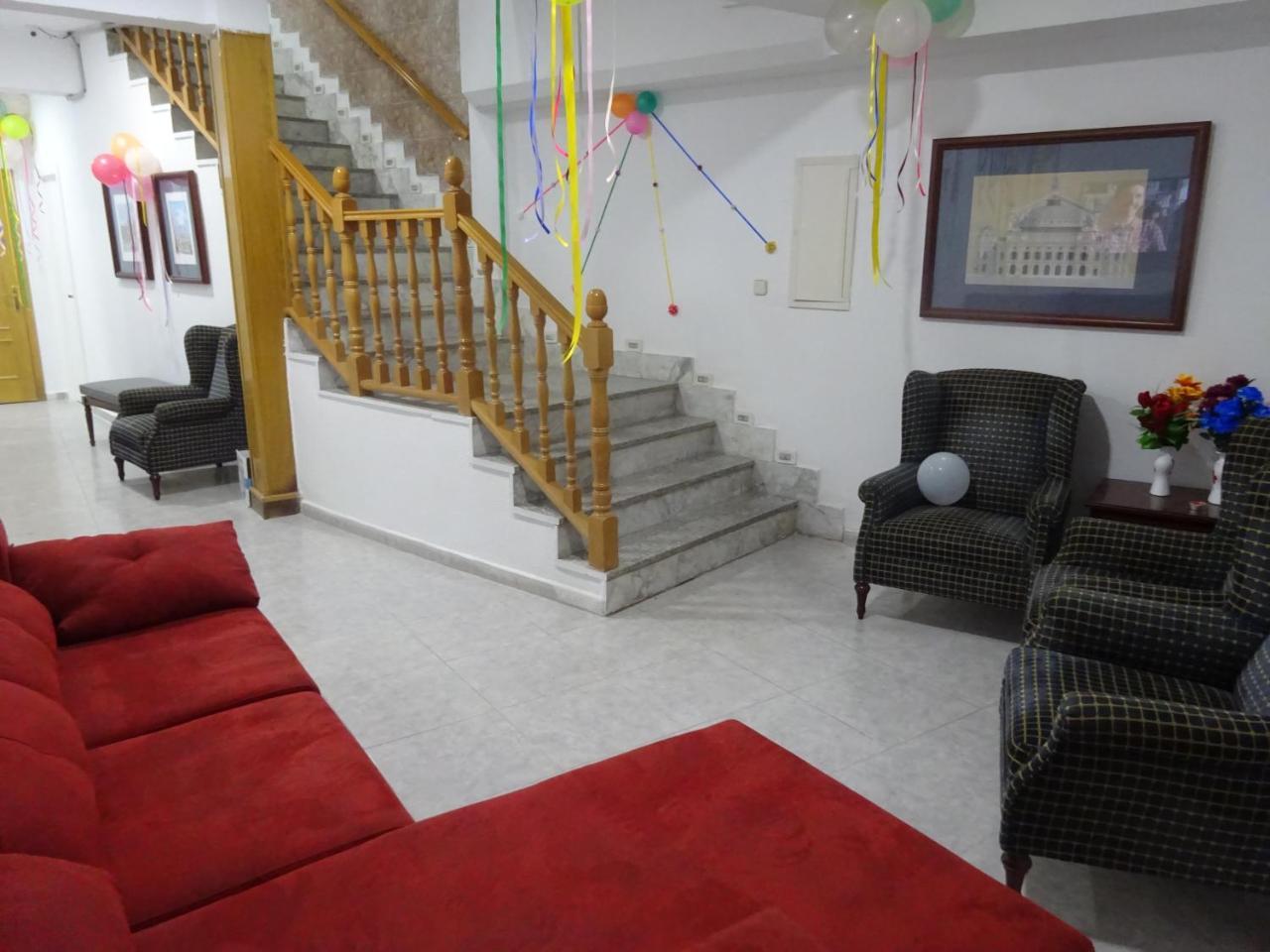 Hostal Lavapies Мадрид Экстерьер фото